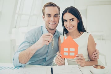 Couple learn How to Save for a Down Payment in Canada