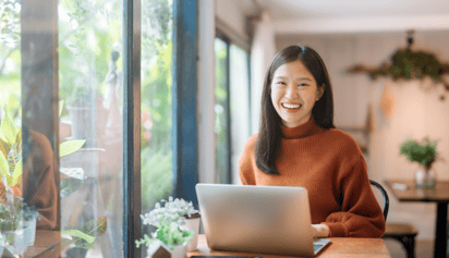 woman working on her laptop